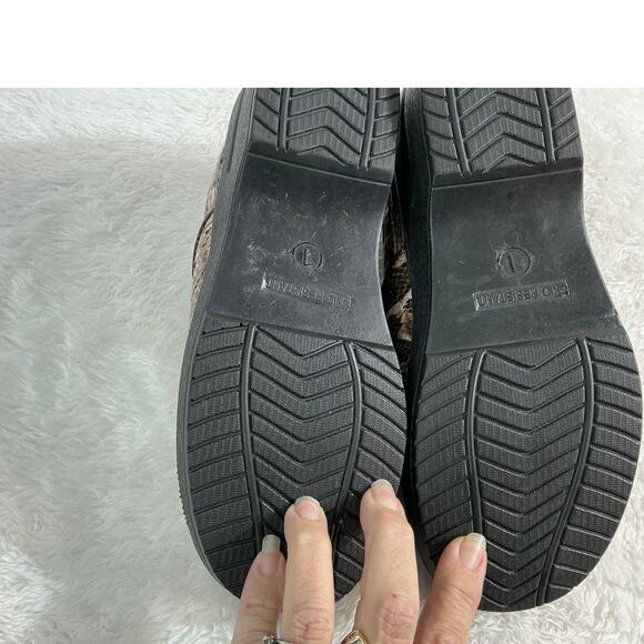 Rasolli Snakeskin Clogs Mules Slip On Comfort Shoes Skid Resistant Size 7 - Picture 4 of 6